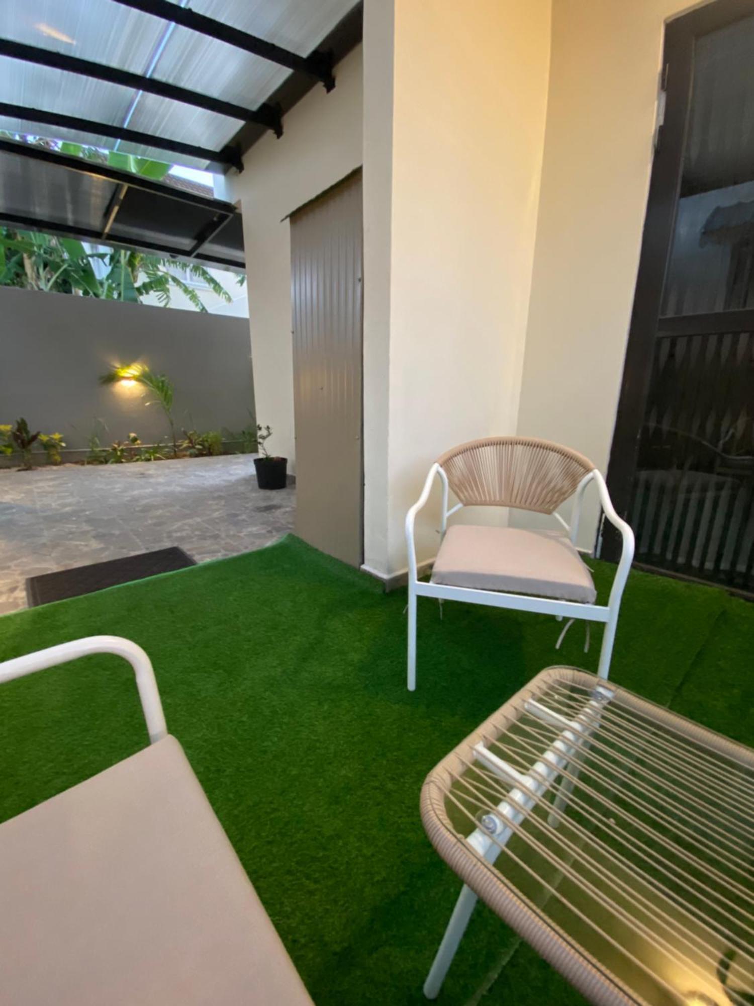 Luxury Retreat At Aqua Breeze Apartment, Flic-en-Flacq Buitenkant foto
